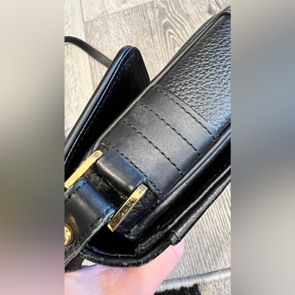 Preloved black Burberry crossbody bag - Picture 3 of 7